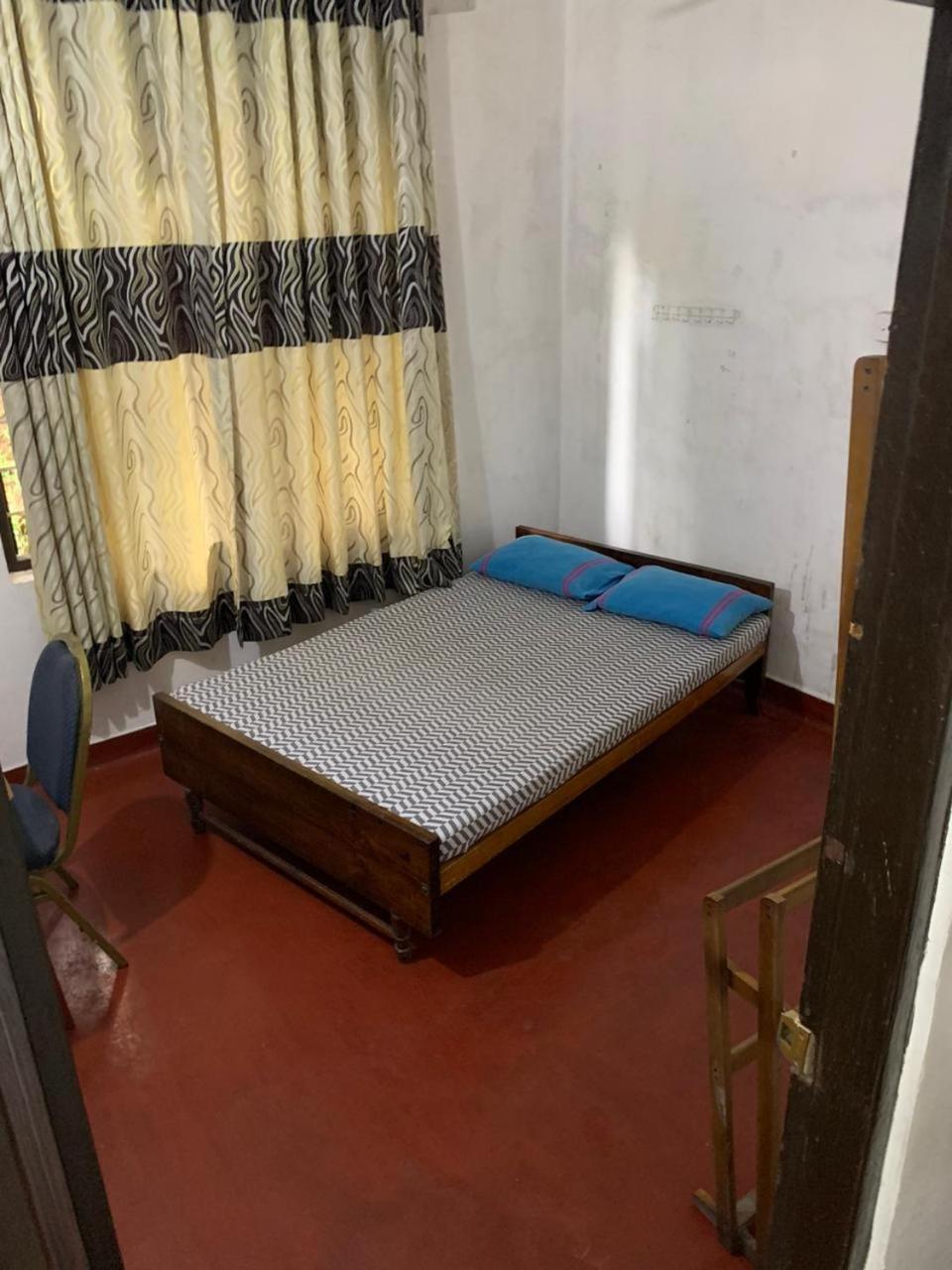 Lodge In 611 Kandy Esterno foto